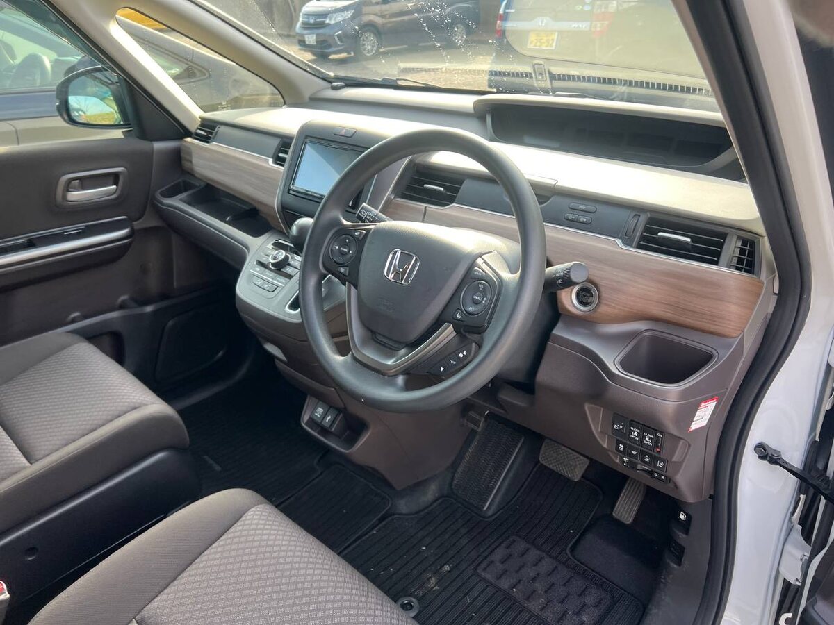 Фото салона, листайте.