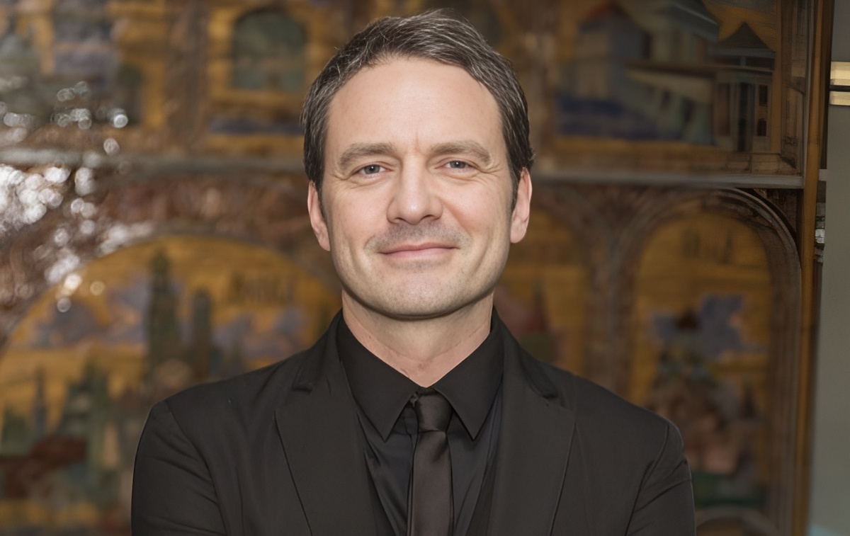 Виктор Васильев.