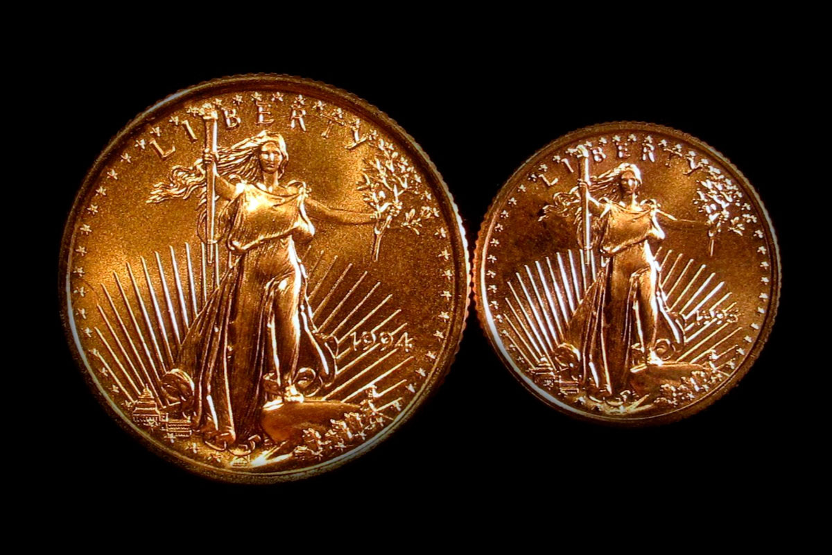 Цены растут, потому что появляется дополнительное количество денег, которые требуют, ищут не увеличившееся количество товаров