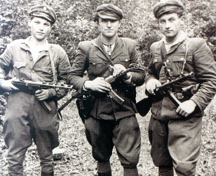 Бандеровцы