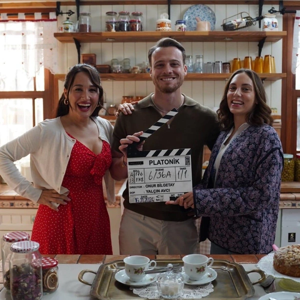 Фото со съемок сериала "Платоническая любовь"