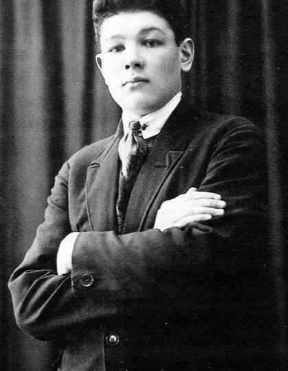 Всеволод Санаев в молодости