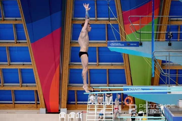 Доски для трамплина — самый расходный инвентарь в прыжках в воду. Динар Фатыхов / realnoevremya.ru