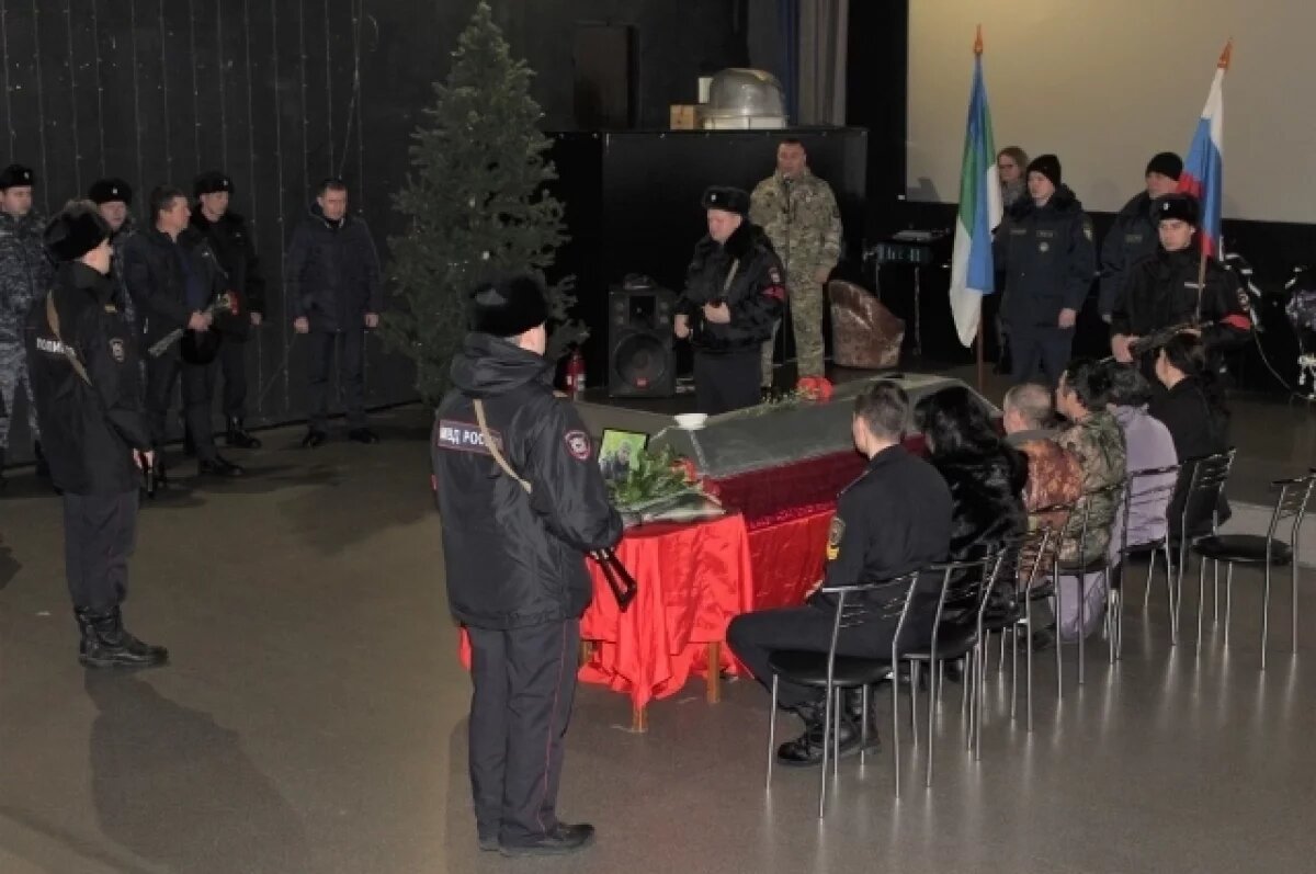    В Коми простились с погибшим на СВО 47-летним бойцом Эдуардом Пантелеевым