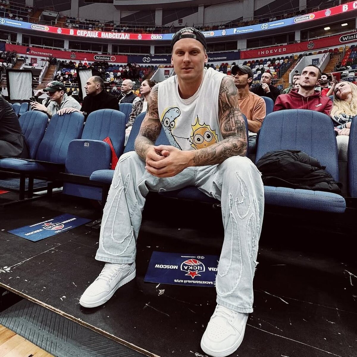    Янис Тимма Социальные сети