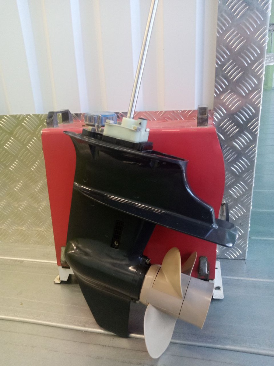 Лодочный редуктор Ямахи 9.9 (15)л.с