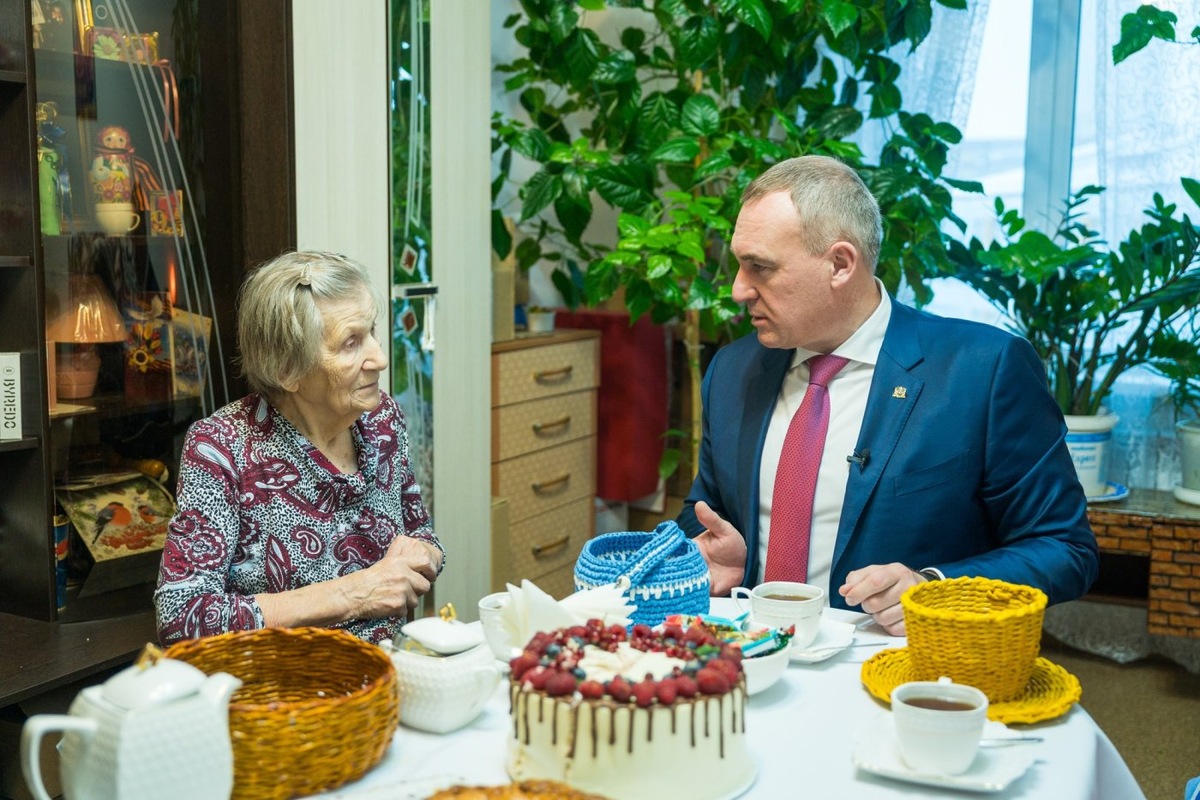    Концлагерь в церкви