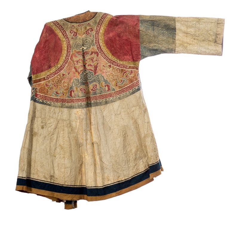    Неизвестный мастер -  Халат женский праздничный летний с росписью.