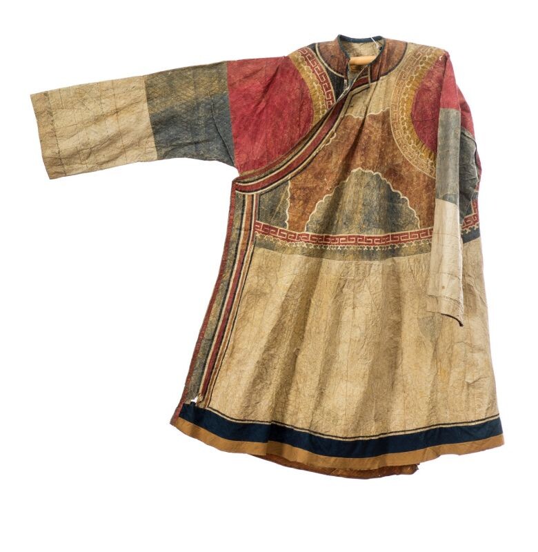    Неизвестный мастер - Халат женский праздничный летний с росписью.