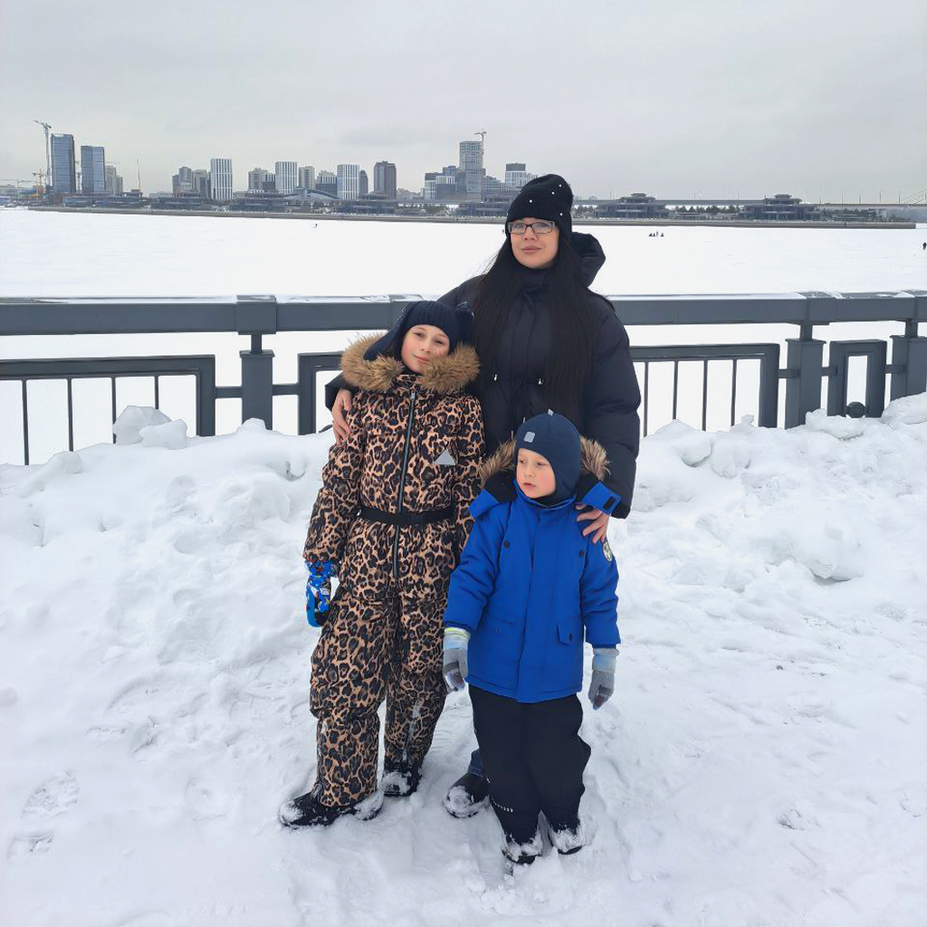 Алина-Анна Гума с детьми © Sputnik, из семейного архива Алины