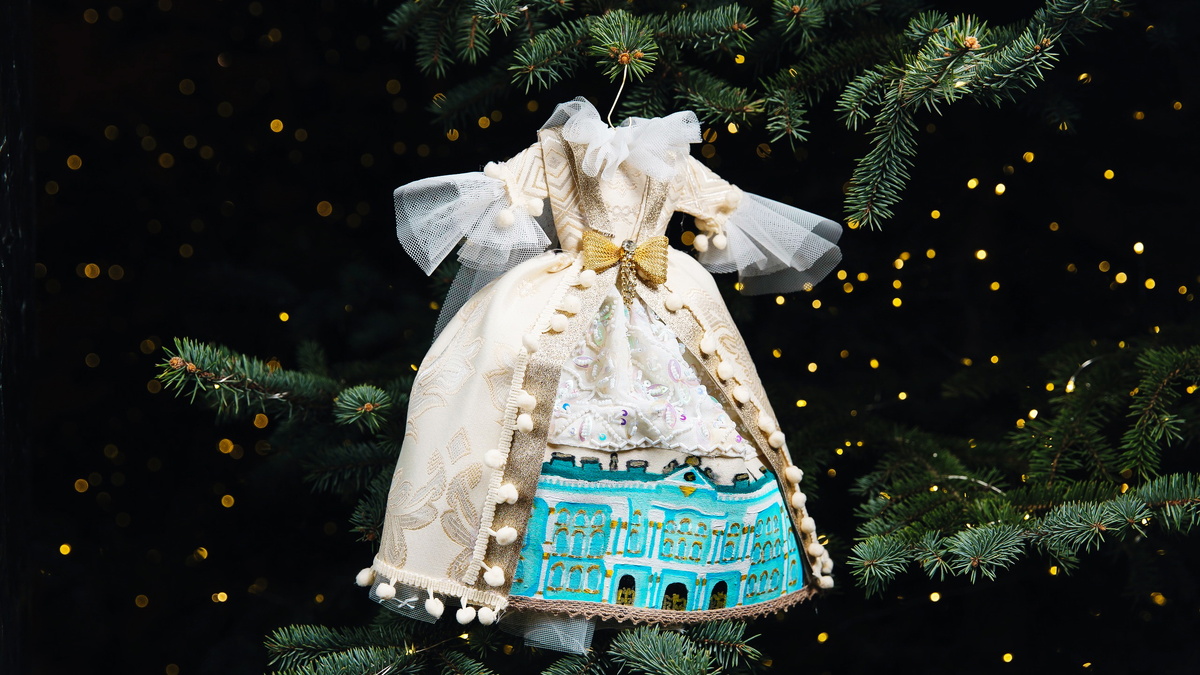    Югорчанка создала экспонат для Эрмитажа