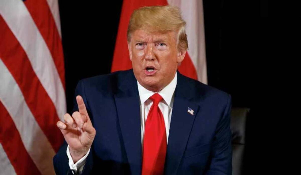     Дональд Трамп. Источник: ria.ru Автор фото: Evan Vucci