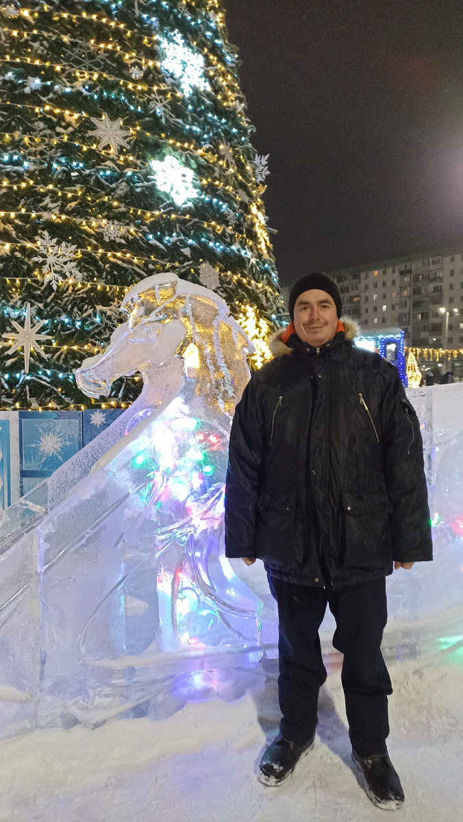 Вадим , наш младший сын .