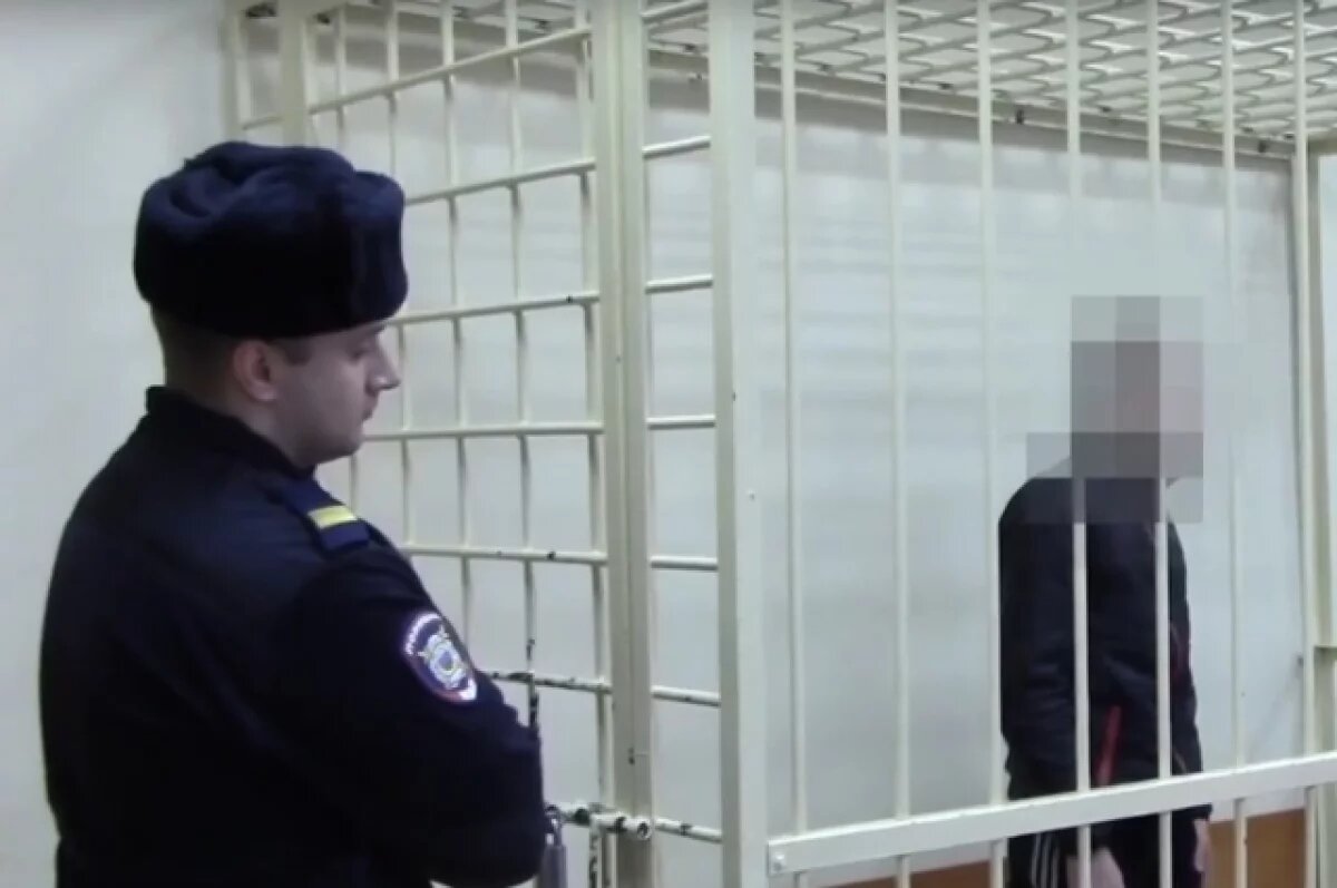    В Омске поймали курьера мошенников, который обманул аферистов