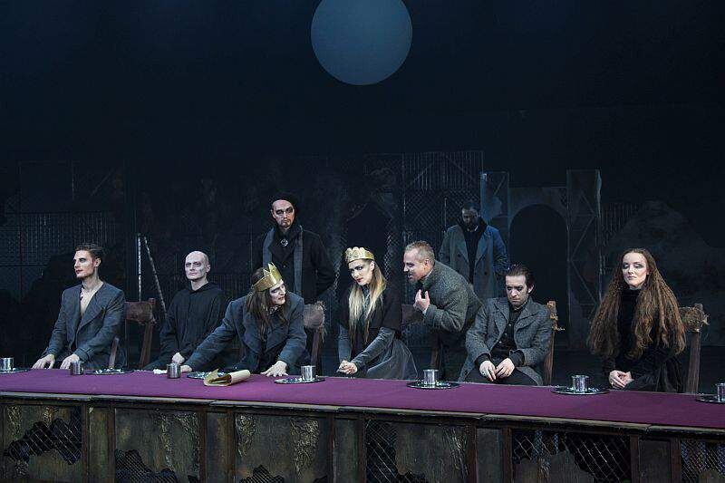 Ричард III. Фото - Валерий Мясников. С официального сайта Театра имени Вахтангова: https://vakhtangov.ru/uploads/2020/07/60b9f38100.jpg