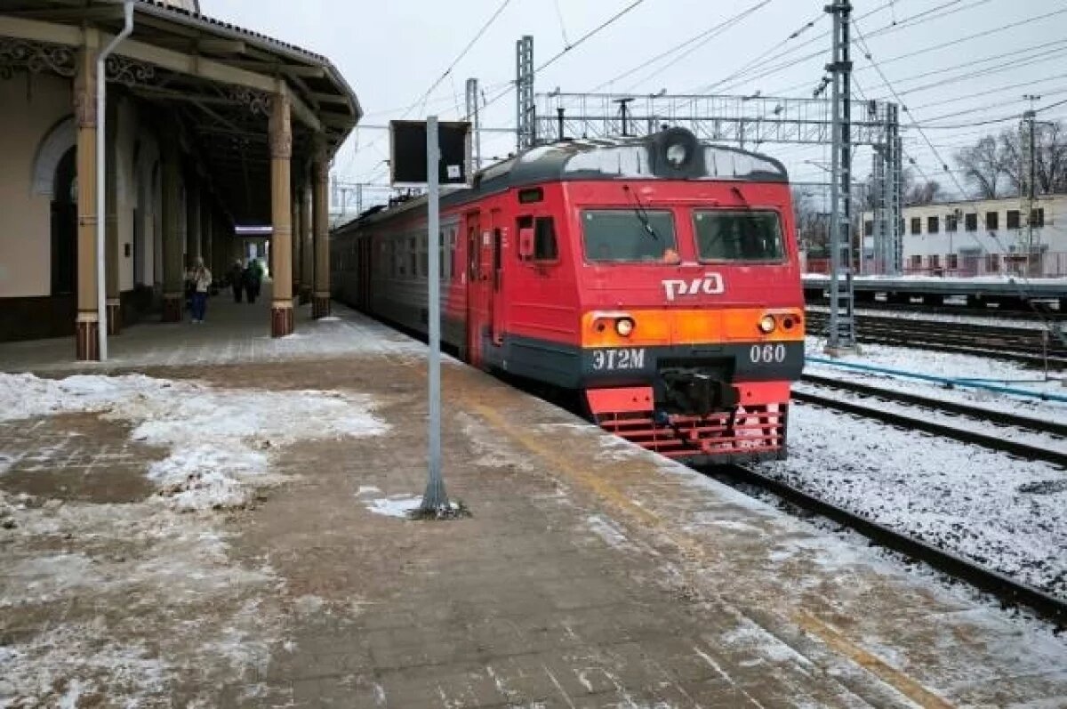    Под Тверью по камерам вычислили вора, ограбившего в поезде спящую женщину