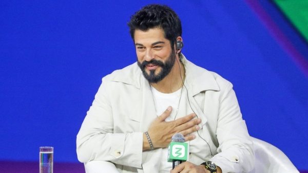    Бурак Озчивит, фото: mail.ru