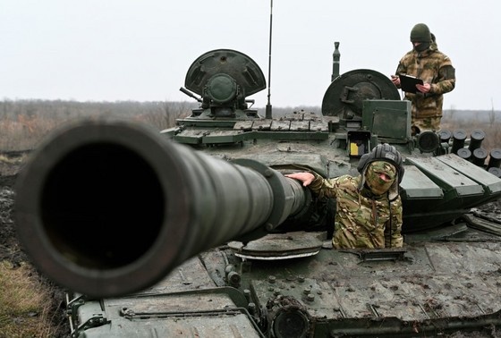    Военнослужащие ВС РФ