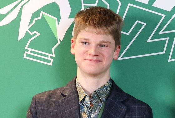    Володар Мурзин