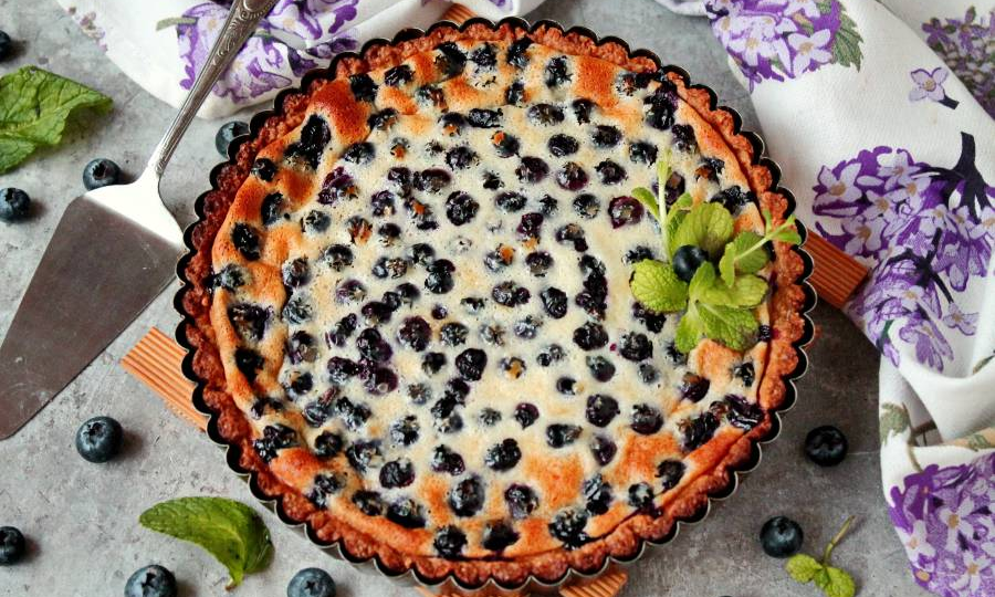 Пирог с голубикой в духовке