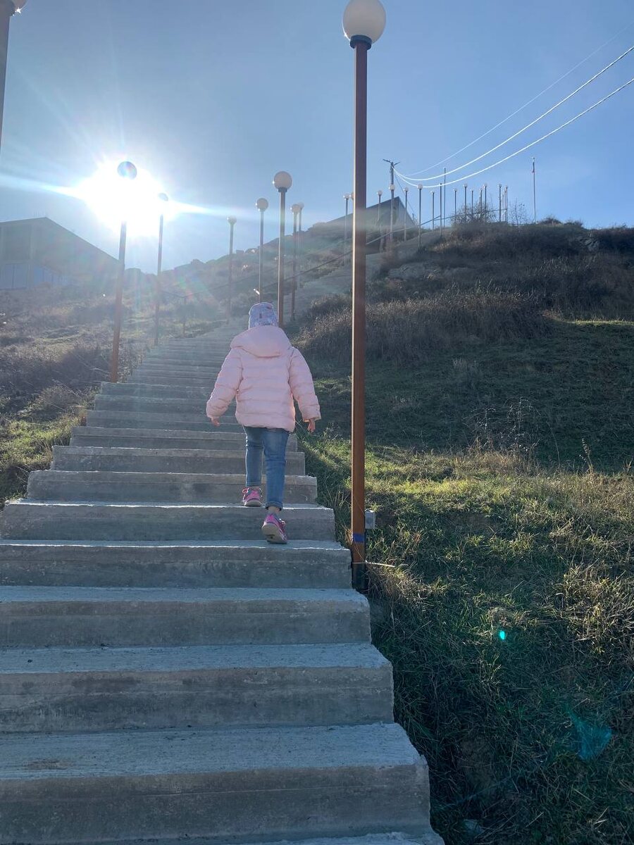 Лестница довольно большая