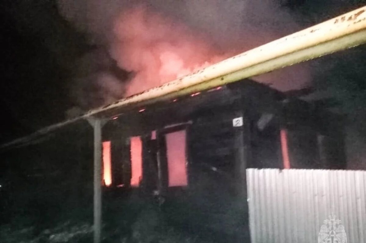    Два человека погибли на пожаре в частном доме в Удмуртии