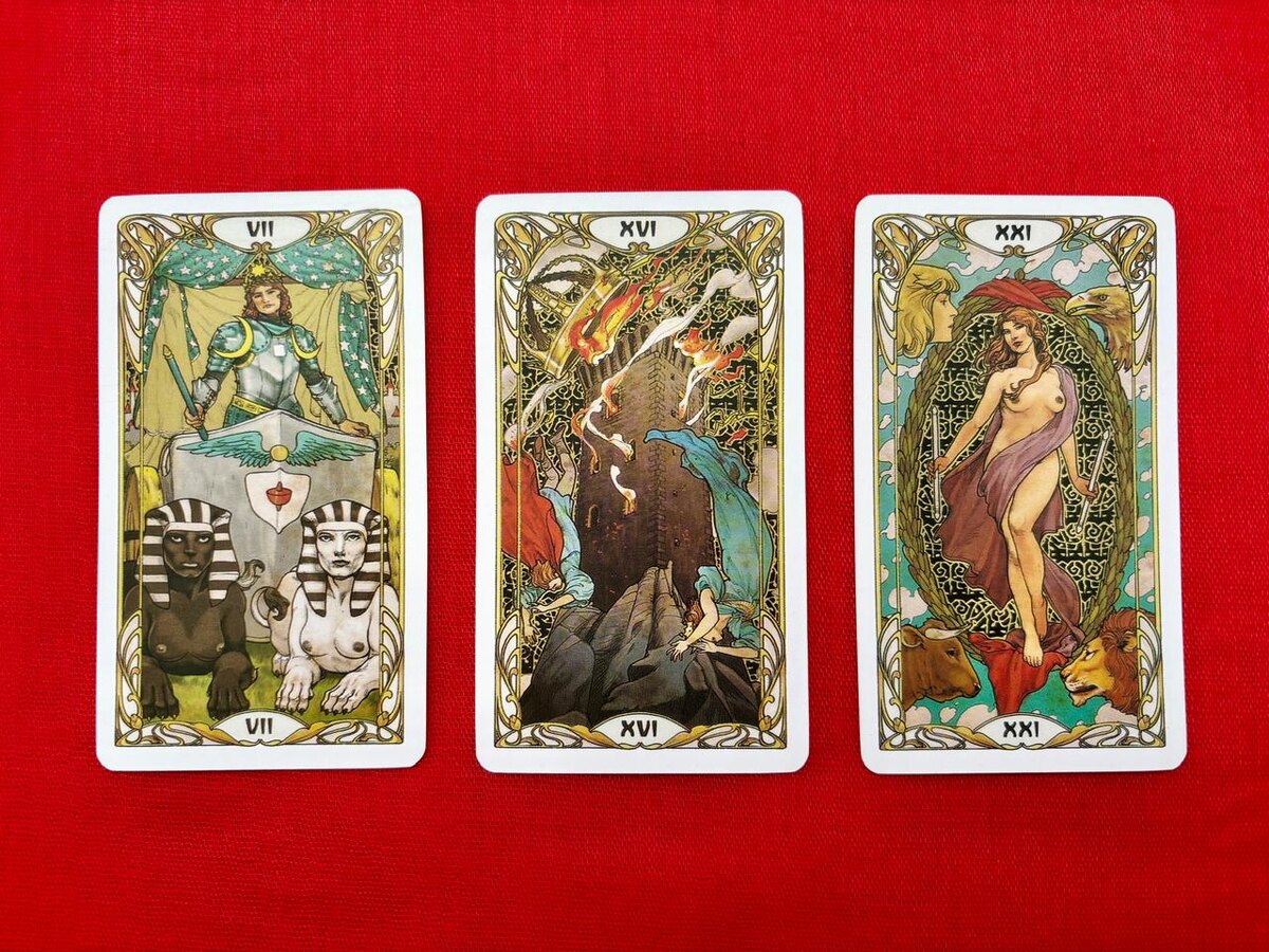 Три Старших Аркана:                                                                                                              "Колесница" (7) - важный этап в жизни связанный с движением, концентрацией внимания, целеустремлённостью, достижением результатов.                                                            "Башня"(16) - резкие и часто неожиданные изменения, ккризис или крах ложных надежд, дел или отношений которые начинались по аркану "Дьявол" (любовные треугольники, коррпция и т.п.)                                                                                                                                                   "Мир"(21)- Завершение одного жизненного цикла, получение результата и переход на новый уровень отношений или карьерный виток.