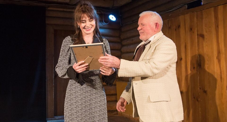    27-29 января в музее-заповеднике «Мелихово» состоится XV Международный конкурс чтецких работ им. А.П. Чехова. Об этом со