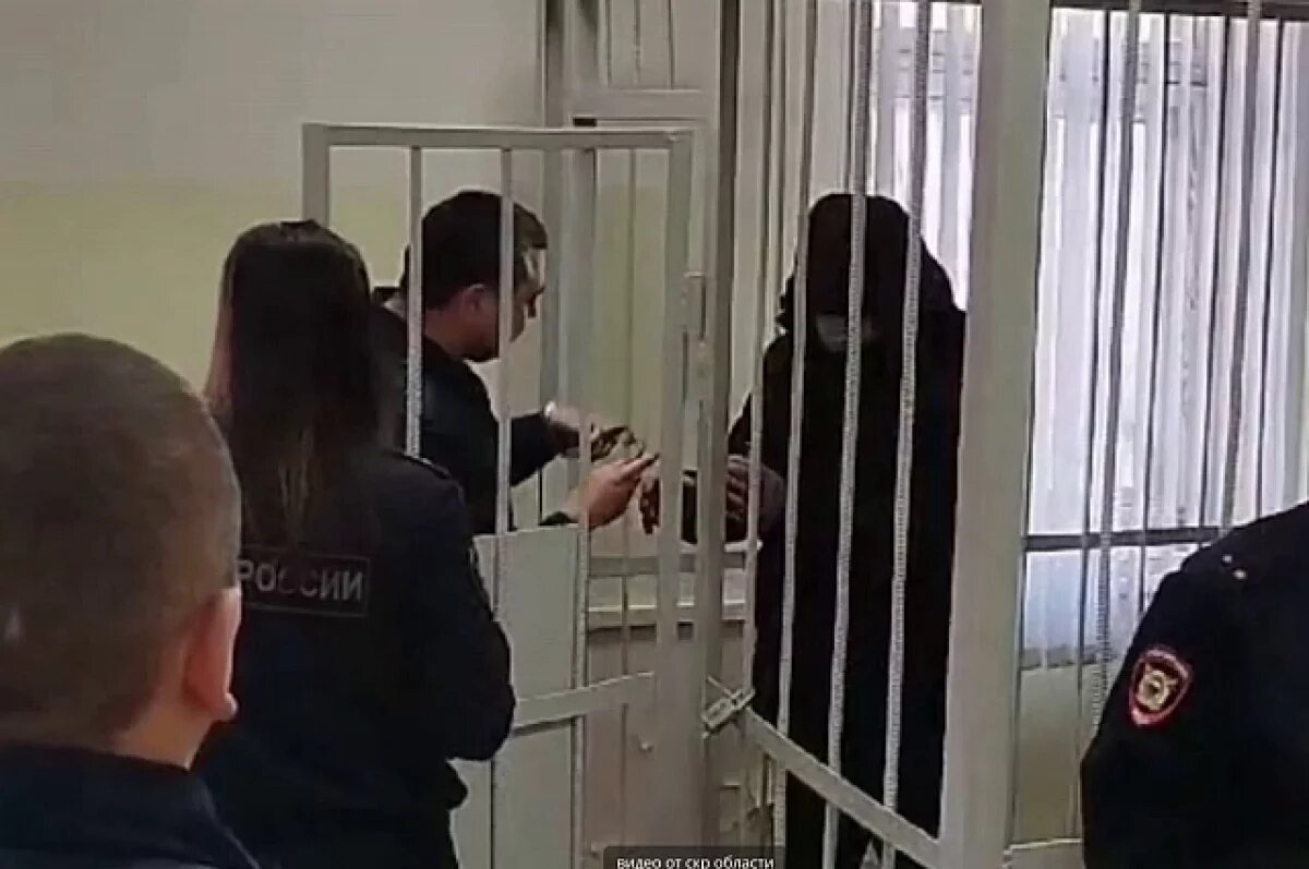    На Урале отправили под стражу мужчину, убившего семью из семи человек