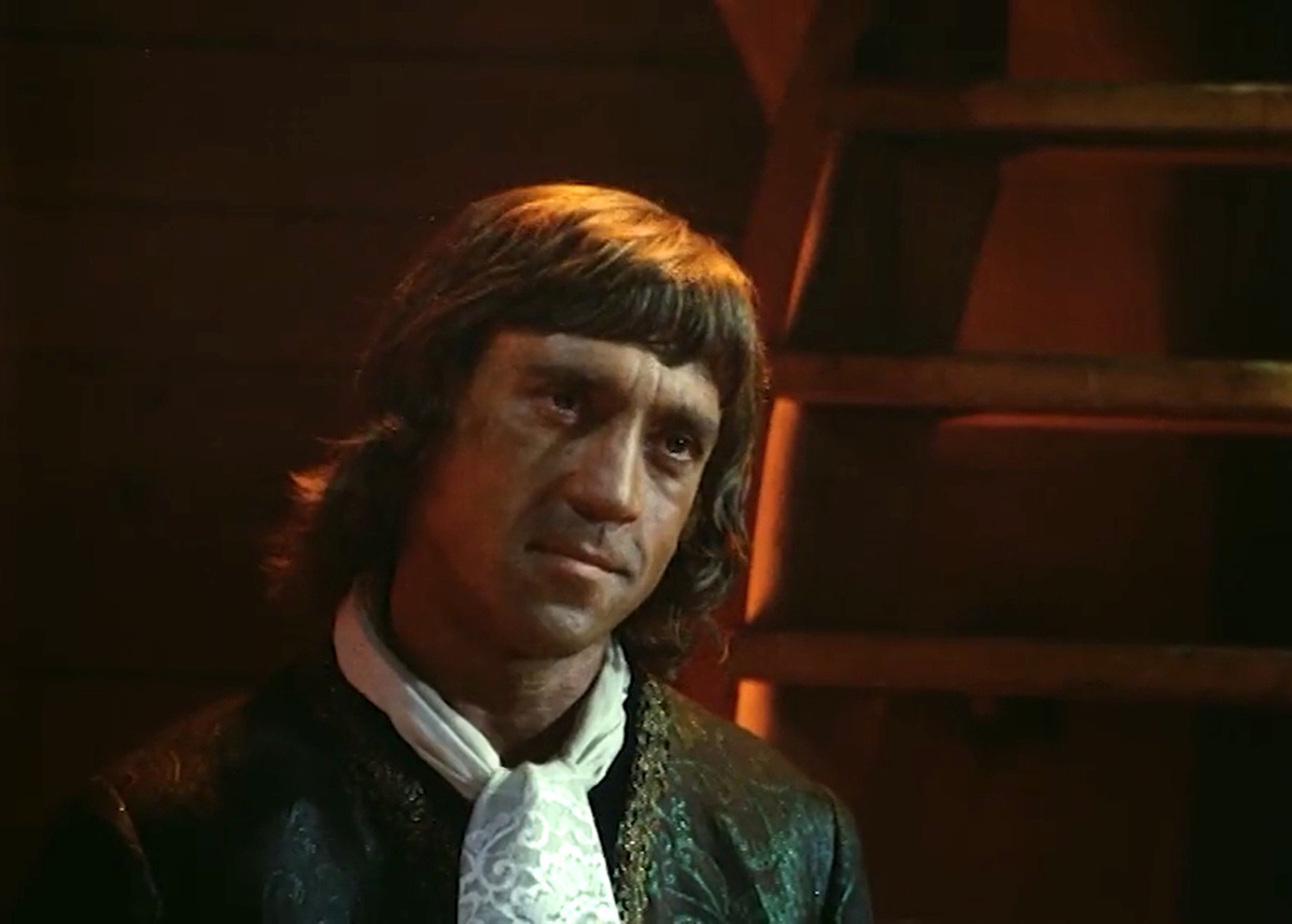 Кадр из кинофильма "Сказ про то, как царь Петр арапа женил", 1976 г., режиссер Александр Митта, сценаристы Юлий Дунский, Александр Митта, Валерий Фрид, композитор Альфред Шнитке (скриншот)