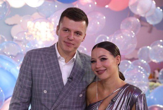    Валерии и Артем Чекалины