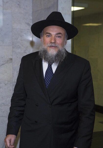 Александр Борода переживает за супругу