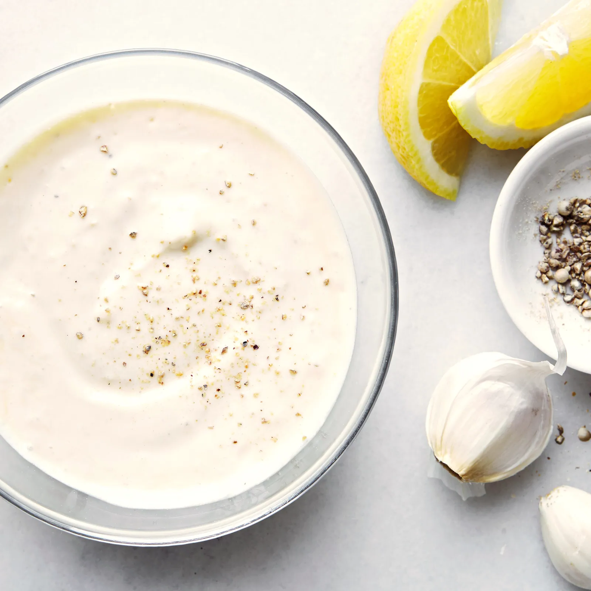 Постная заправка для салатов и рагу со сливочно-имбирным вкусом