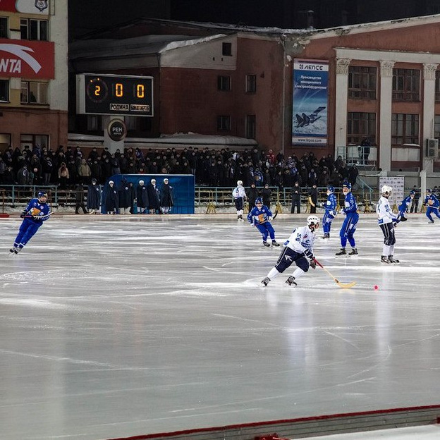    На стадионе «Родина» демонтировали старое табло