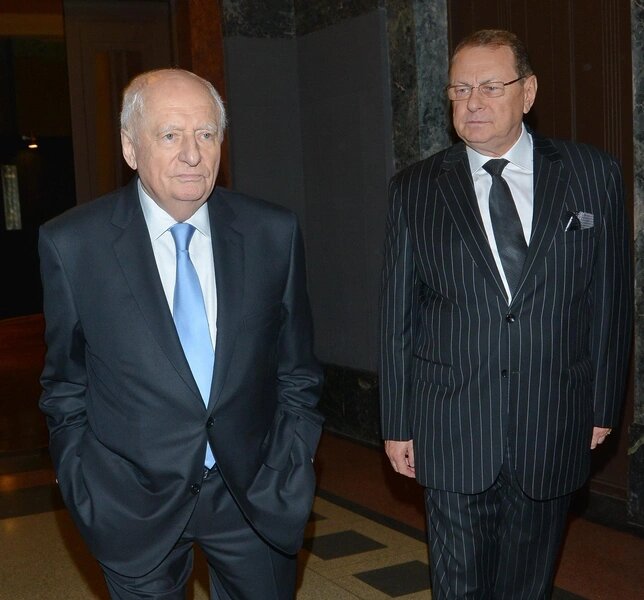 Варшавер долгие годы работал с Марком Захаровым