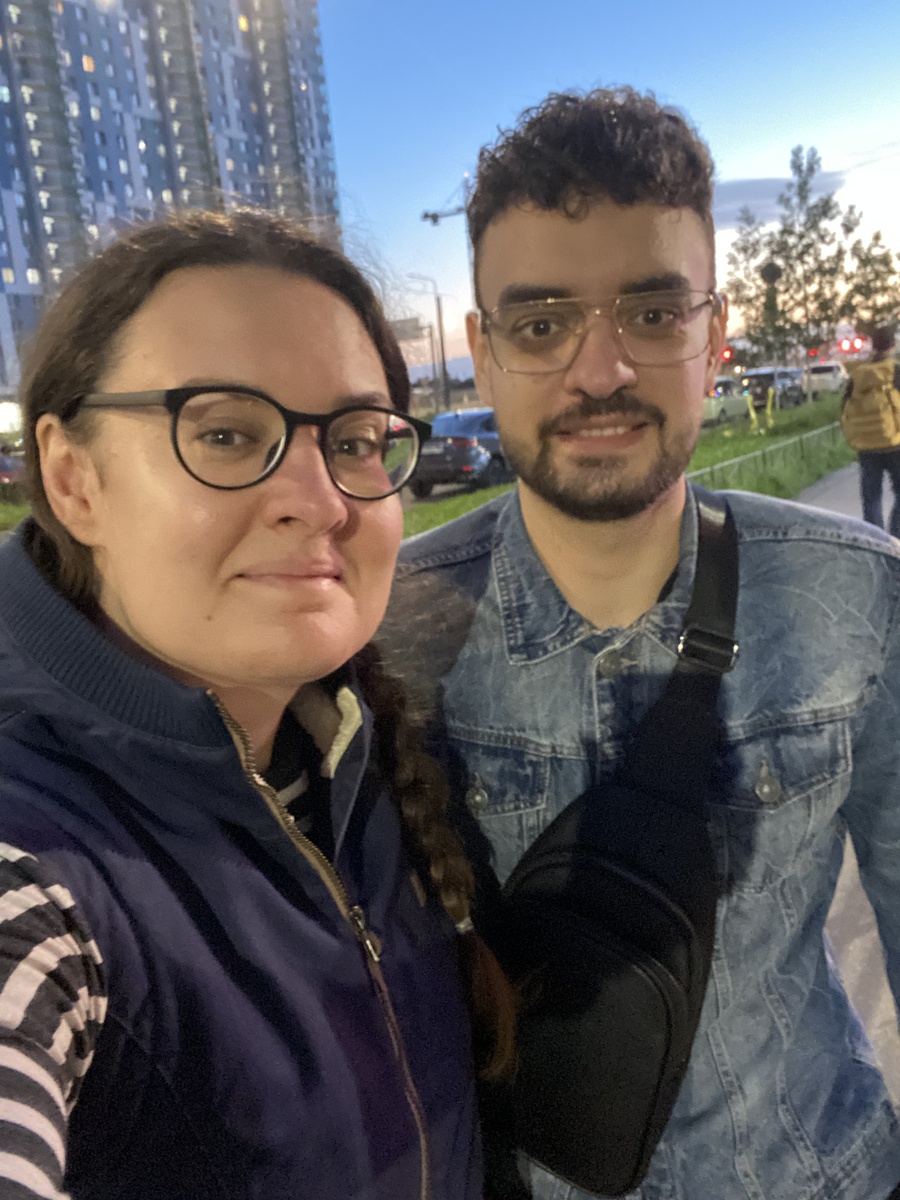 Хорошие дети. Свежих фото нет, живем далеко друг от друга, видимся редко💔