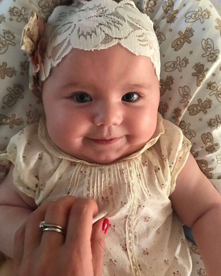     Пелагея показала фото дочери в младенчествеСоцсети Пелагеи