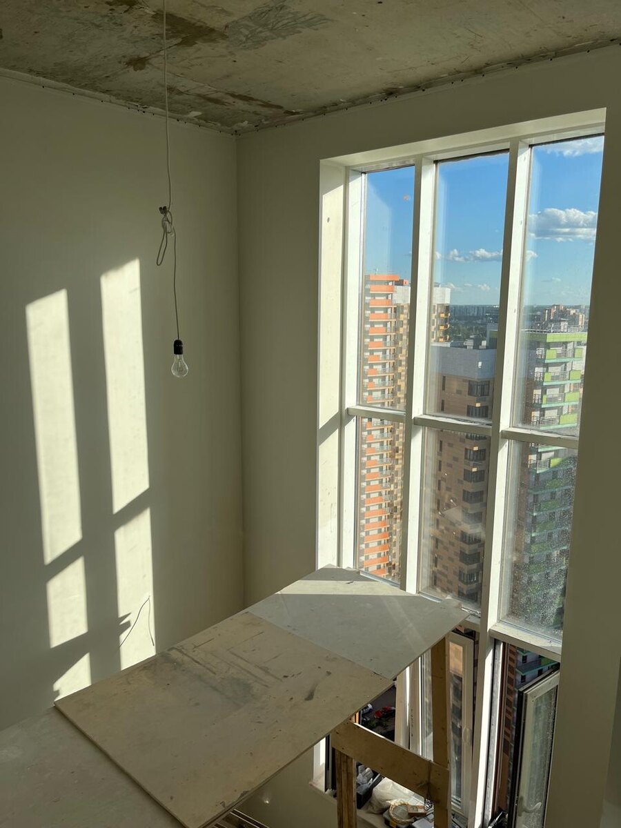 С такими окнами еще горячее! Эффект примерно как у обогревателя и линзы вместе взятых.