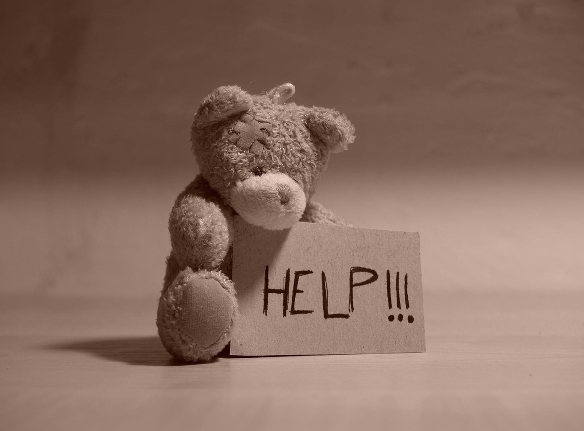 Для меня самое тяжелое - это просить о помощи, лучше убиться, но все сделать самой.