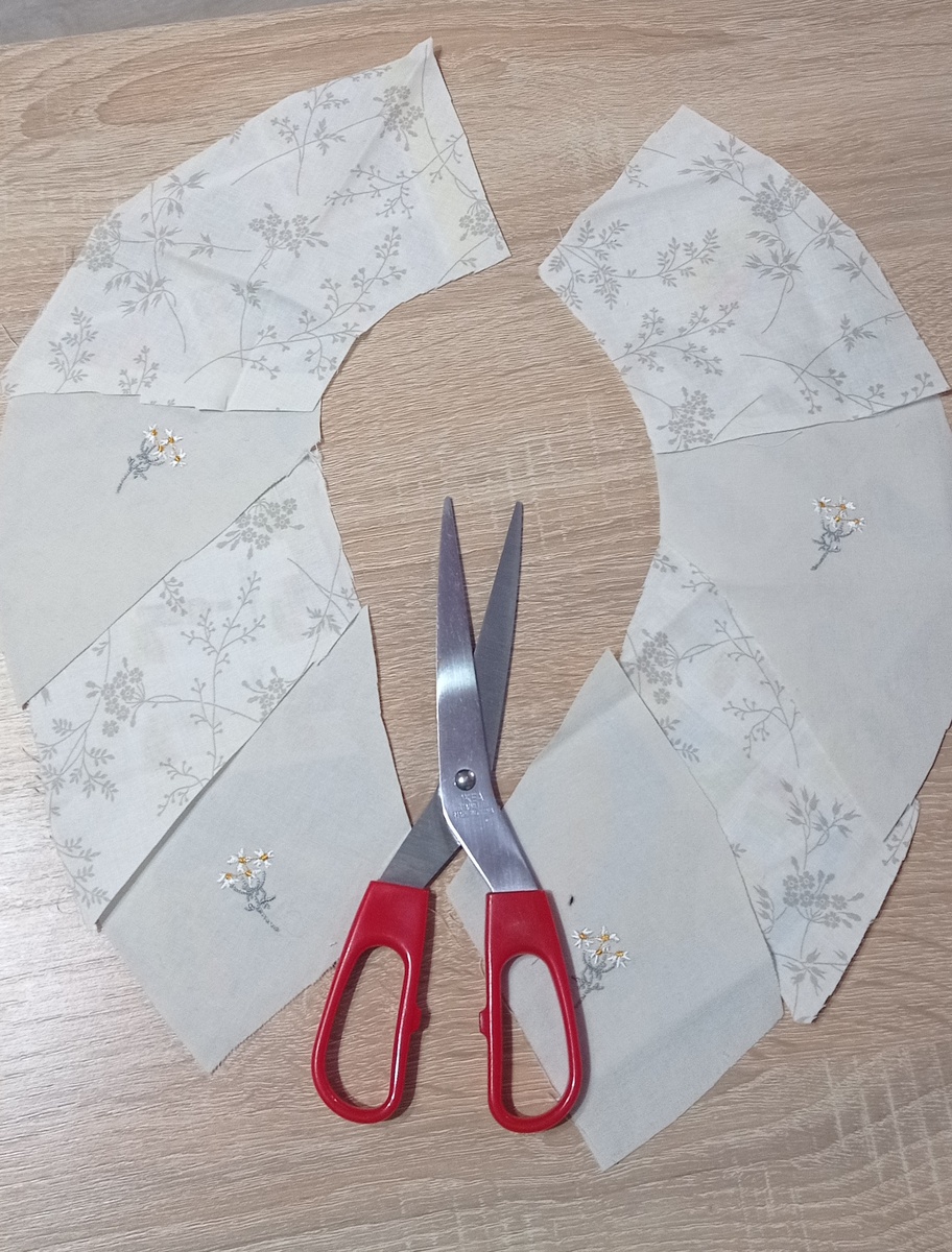 Вот таким образом разложила лоскутки. 