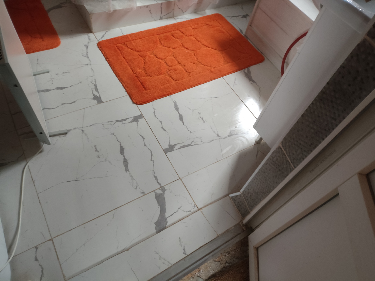 Старые коврики и чистые полы ))