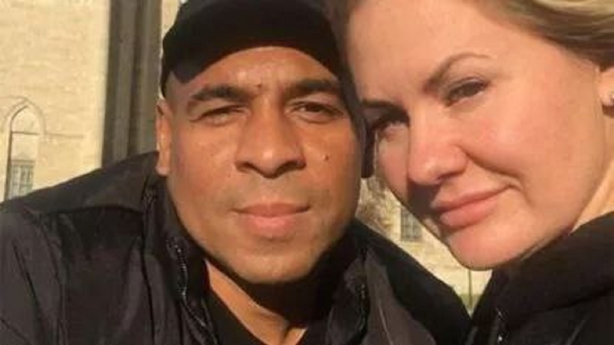 Сэм Селезнев с женой. Фото: соцсети 