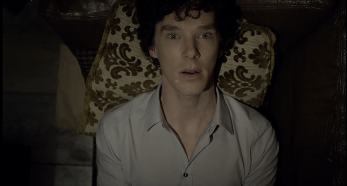 Кадр из сериала "Шерлок" (Марк Гэтисс и Стивен Моффат)