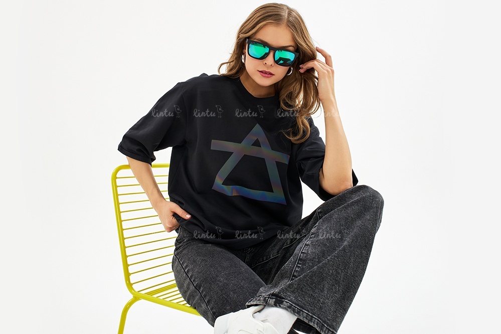 Футболка оверсайз  - «Lintu» - Корпоративные подарки