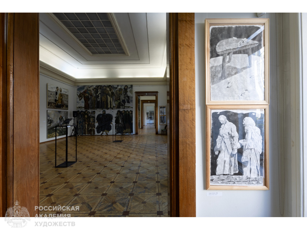 Фрагмент юбилейной экспозиции «Сердце» Хамида Савкуева в Российской академии художеств (Москва, Пречистенка, 21). Фото: Виктор Берёзкин, пресс-служба РАХ. 2025.