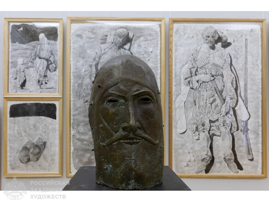 Фрагмент юбилейной экспозиции «Сердце» Хамида Савкуева в Российской академии художеств (Москва, Пречистенка, 21). Фото: Виктор Берёзкин, пресс-служба РАХ. 2025.