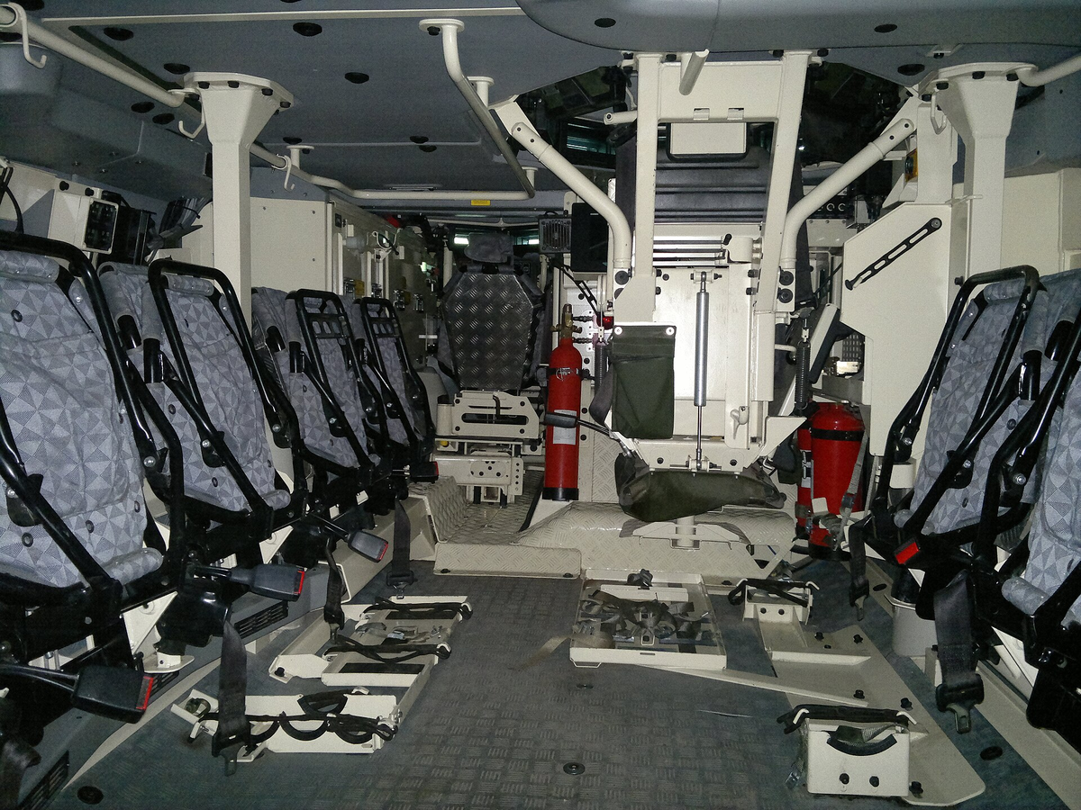 Внутри десантного отделения