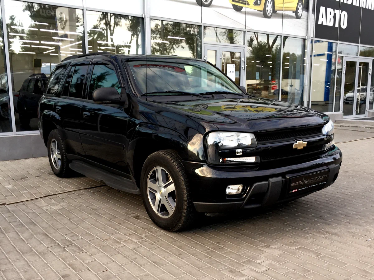 Chevrolet TrailBlazer 2002–2005 годов выпуска