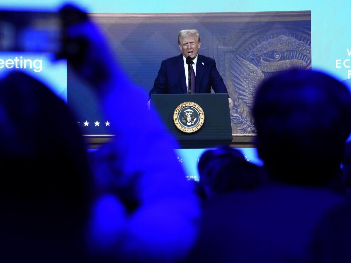    Президент США Дональд Трамп выступает перед участниками Всемирного экономического форума в Давосе© AP Photo / Markus Schreiber