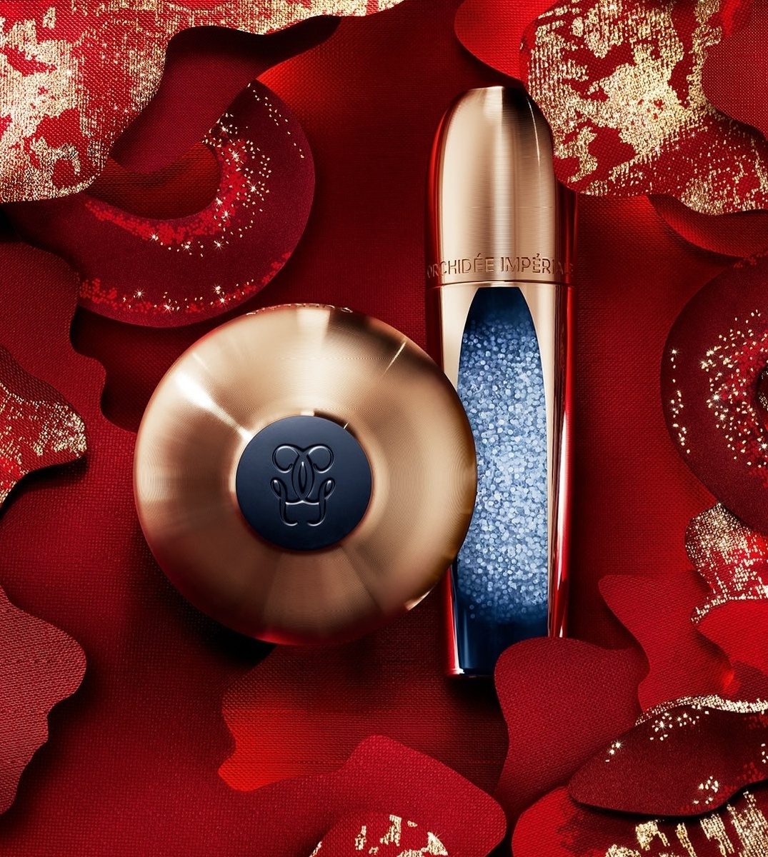 Крем и концентрированная сыворотка Orchidée Impériale в лимитированной коллекции Art of Gifting от Guerlain. Материал: Guerlain.